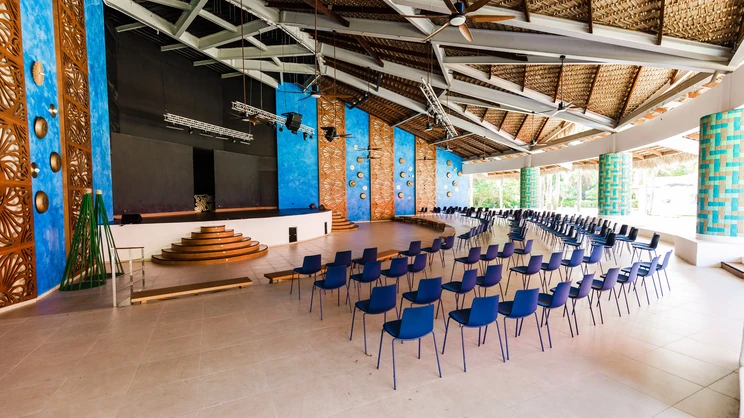 Tropical Deluxe Princess